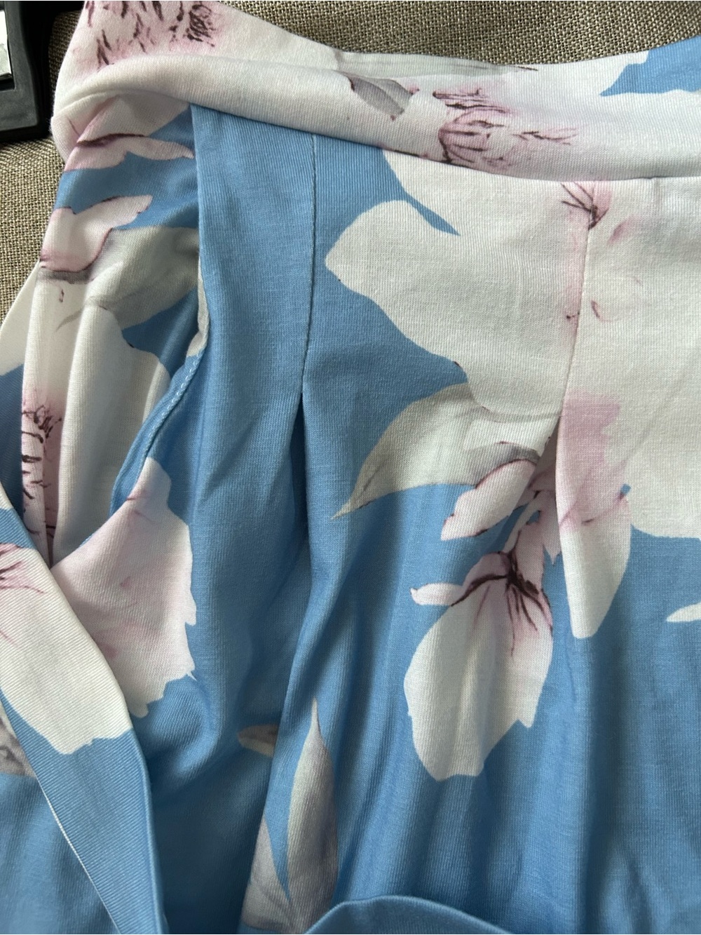 Blue Floral Wide Leg Pants with Tie Waist - Picture 4 of 6